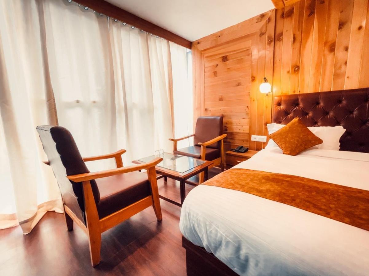 Vista Hill Resort- Centrally Heated & Air Cooled Resort, Manali Экстерьер фото